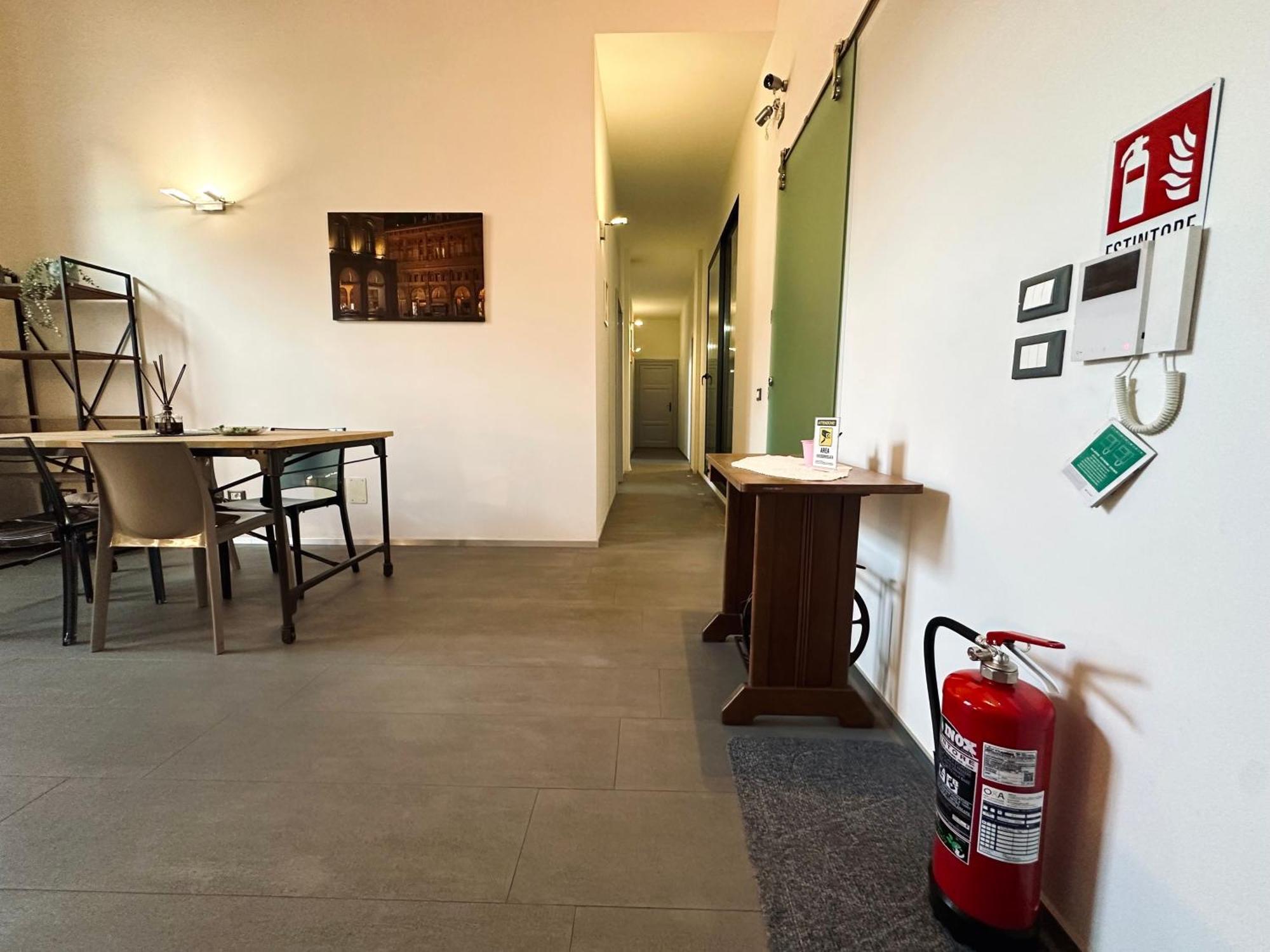 Indipendenza 24 Acomodação com café da manhã Bolonha Exterior foto